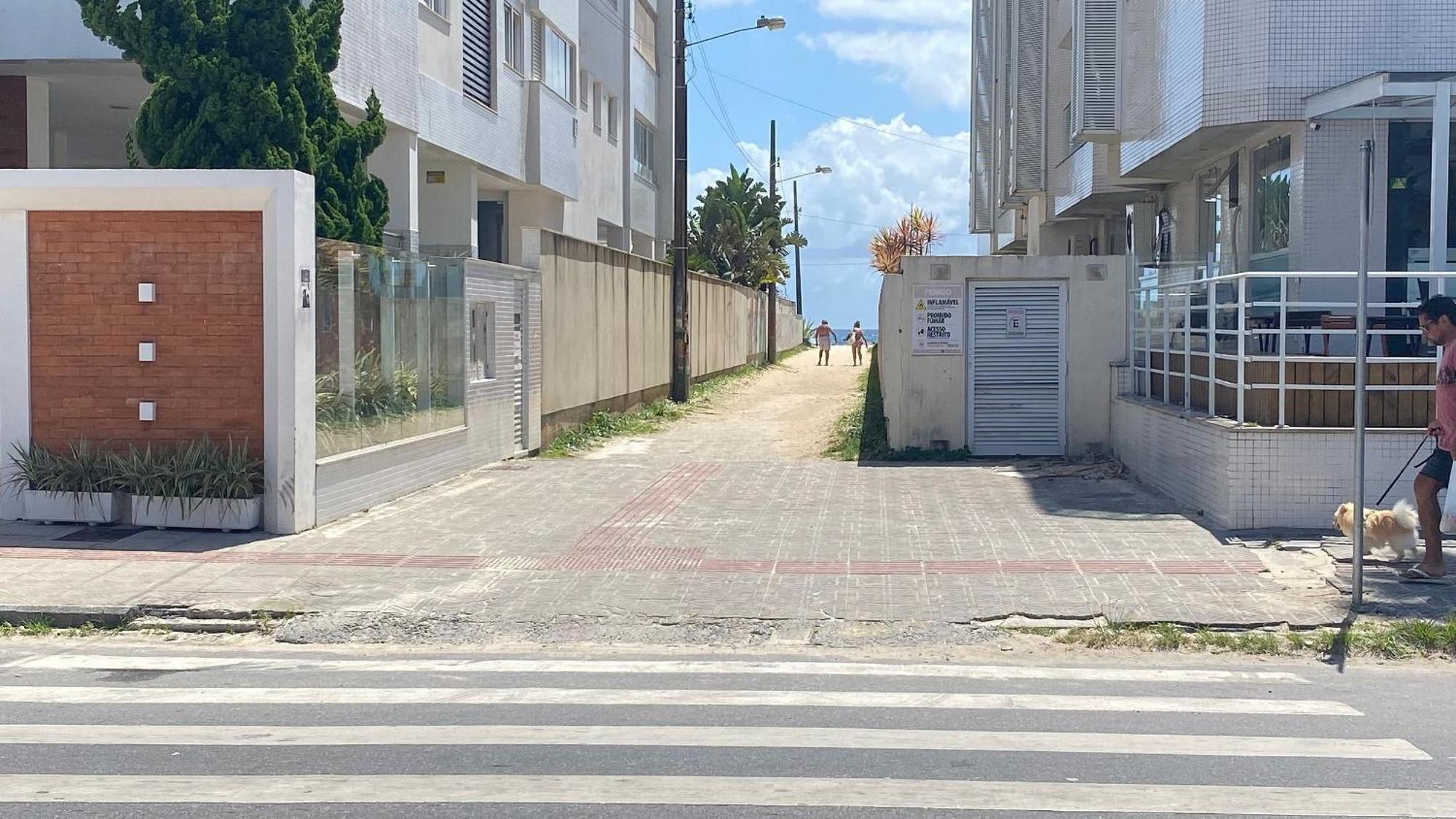 Res. Brumas Do Mar, Rua Gaivotas Apartamento *